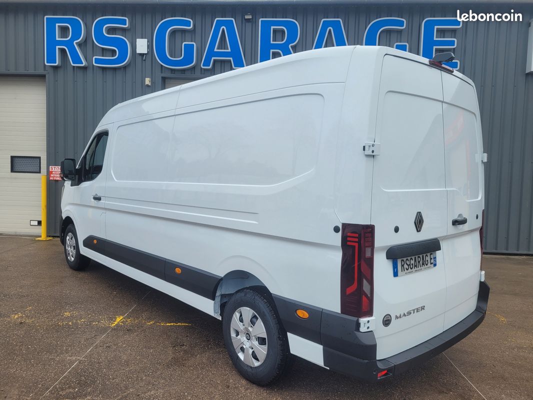 RENAULT MASTER IV L3H2 FOURGON 3T5 TRACTION 2.0 Blue DCI 150 ADVANCE 03 PLACES NEUF avec CAMÉRA DE RECUL + RADARS ARRIERE + OPEN R-LINK + PNEUS TOUS TEMPS + ROUE DE SECOURS ( Prix de Vente 30 990 HT ) (image 2)