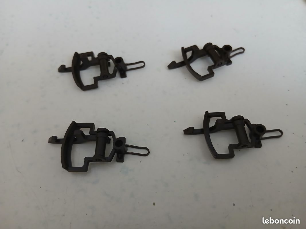 4 Attelages Métal Jouef Pour Train Miniature HO 1/87 - Occasion, Référence R7200