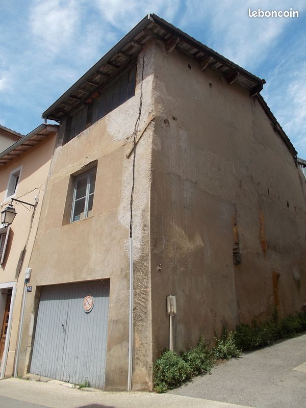 Maison 4 pièces 97 m² · à Trévoux · 97,3 m² · 120 000 €