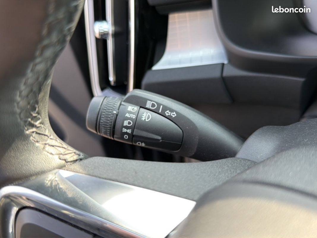 VOLVO XC40 T4 Recharge 129+82 ch DCT7 Plus (image 19)
