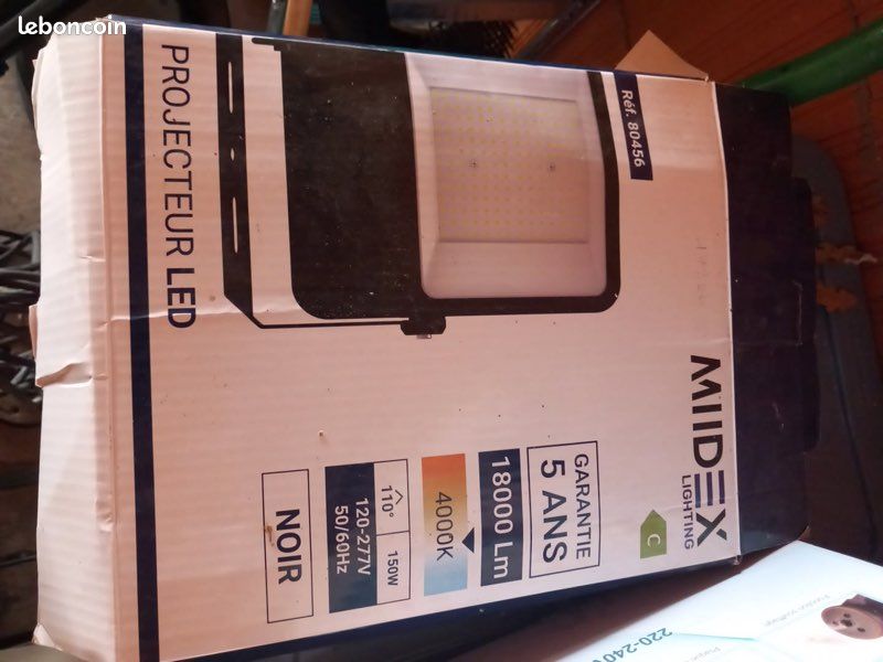 Projecteur LED (image 1)