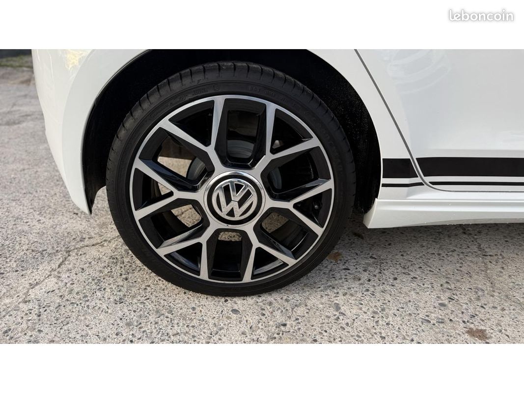 VOLKSWAGEN UP 1.0 TSI BlueMotion 115cv GTI Boite 6 (image 30)