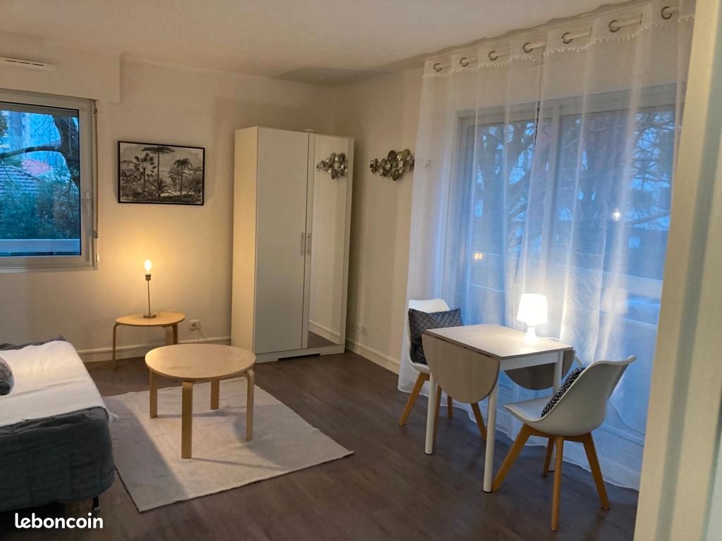 Studio Meublé 30 m2 - Billère 64140 (image principale 0)