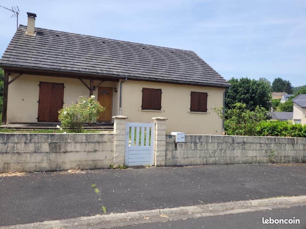 Maison 5 pièces 92 m² · à Ydes · 92 m² · 185 000 €