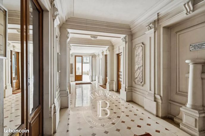Appartement 2 pièces 42 m² — 11