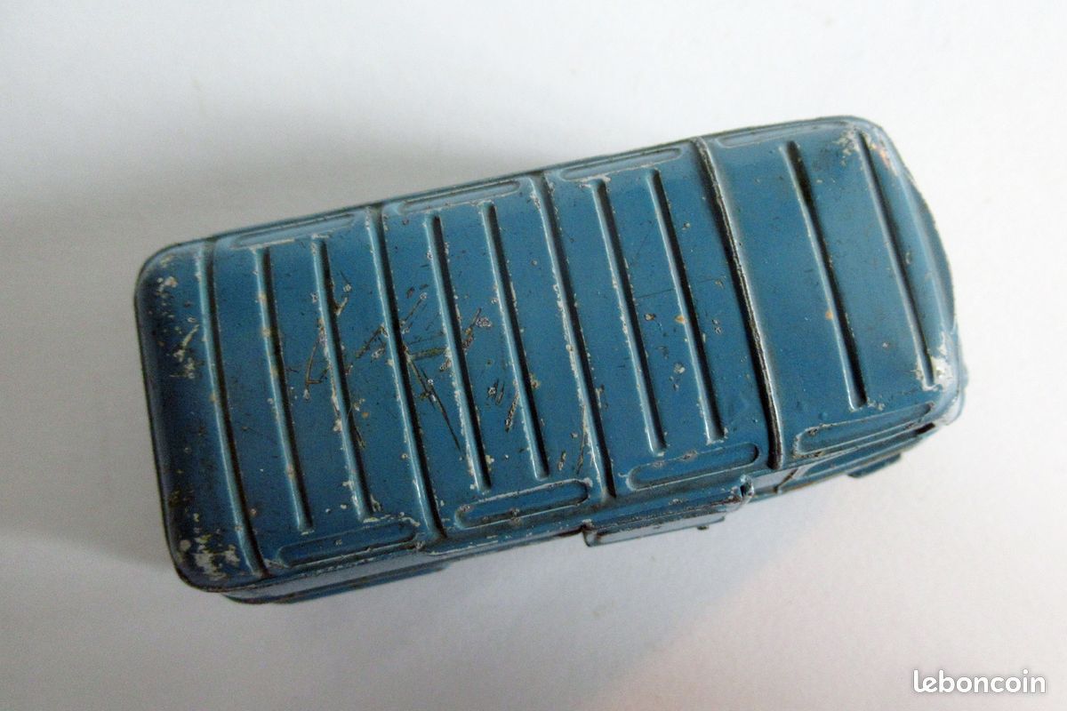 CIJ - Rlt Estafette - couleur bleu - neuf en boite ref 3/90, Vente aux enchères : Jouets