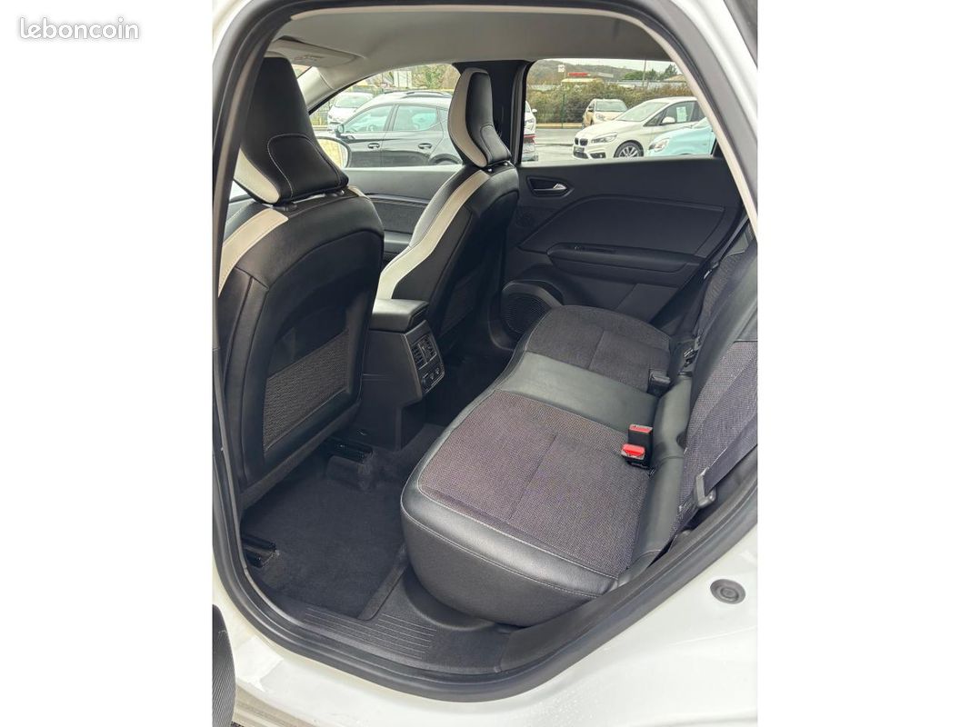 RENAULT CAPTUR 1.0 TCe - 90 II Techno PHASE 1 (image 33)