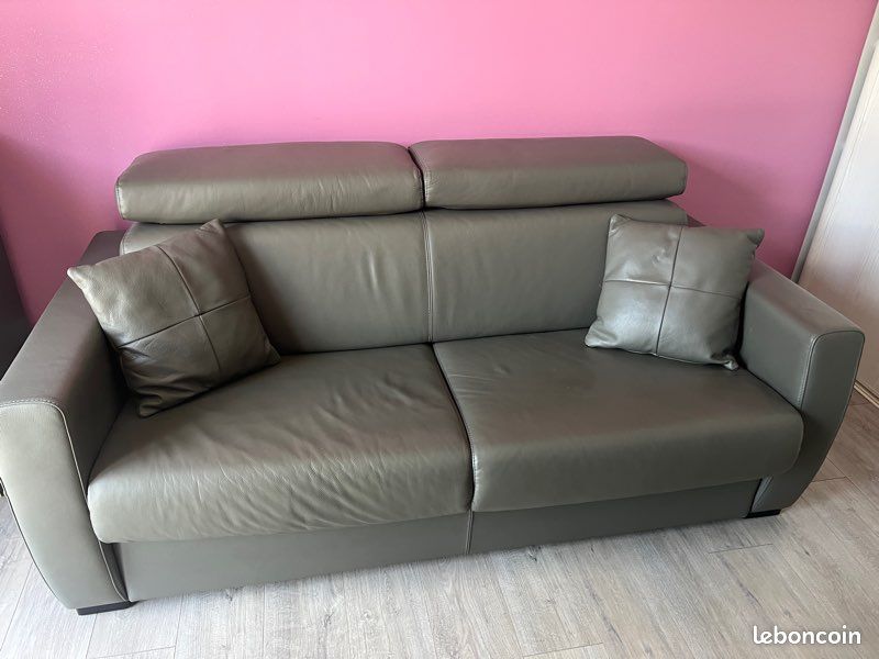 Magnifique canapé convertible en cuir gris (image 1)