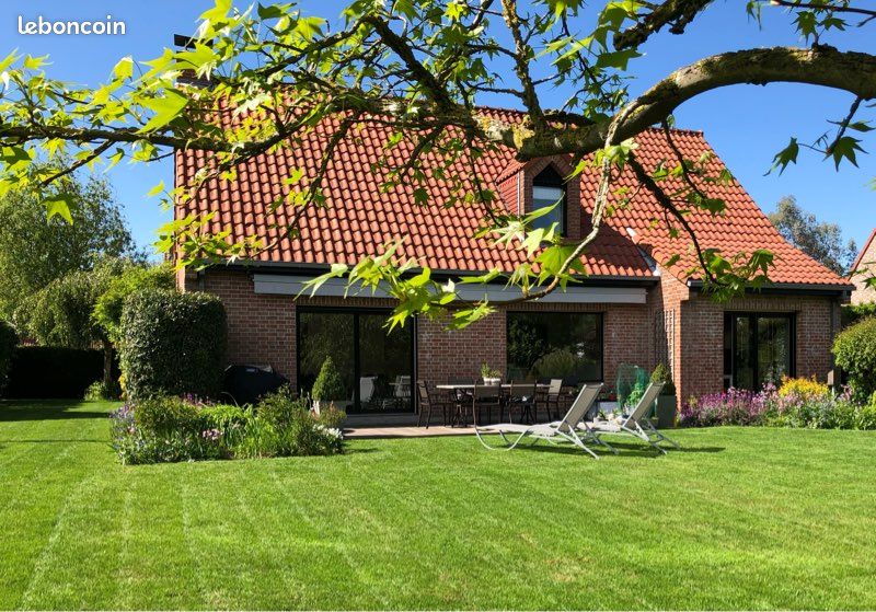 Maison 7 pièces 187 m² · à Roncq · 187 m² · 875 000 €