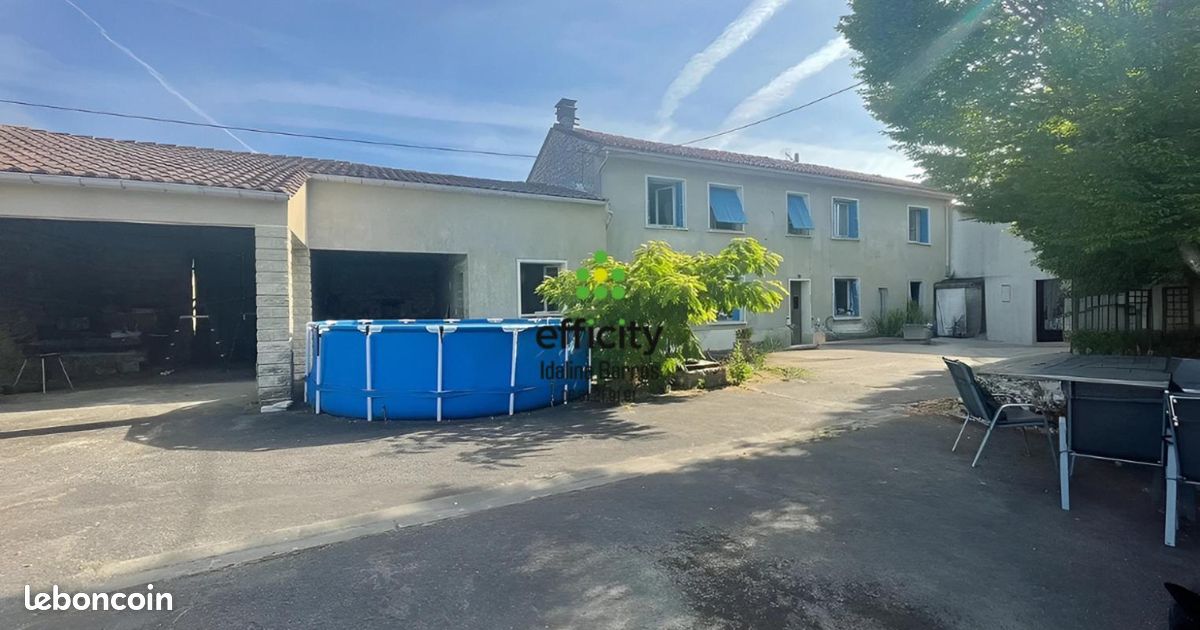 Maison 6 pièces 158 m² · à Mouthiers-sur-Boëme · 158 m² · 159 000 €
