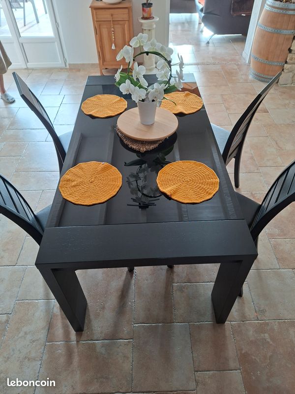 Table et chaises S A M (image 9)