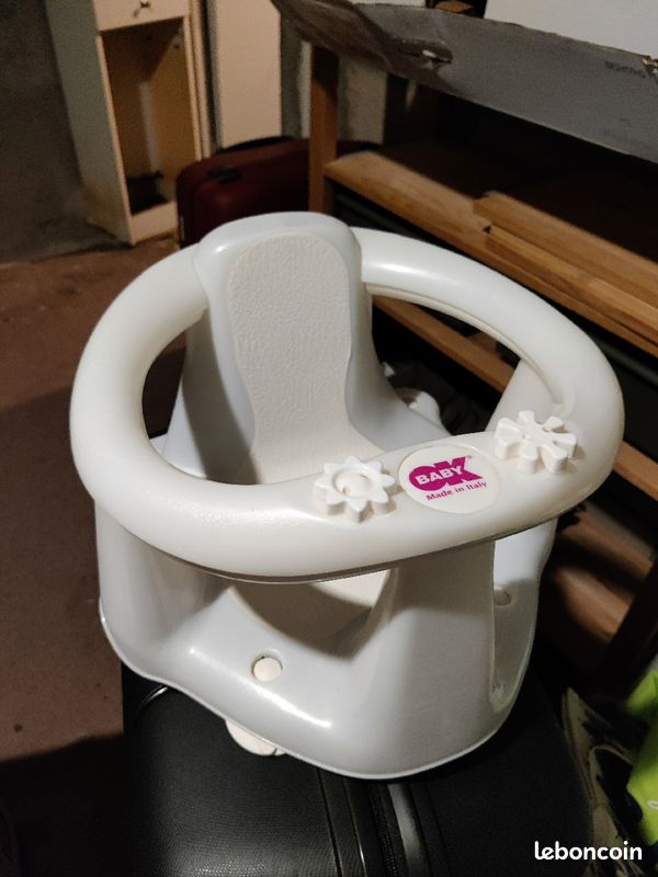 Baignoire bébé, biberons et siège de bain (image 2)