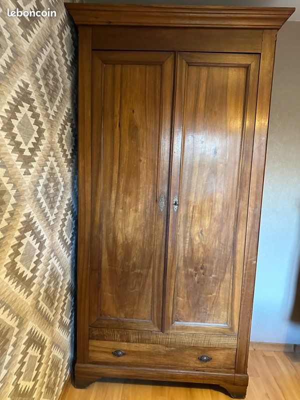 Grande Armoire Ancienne En Chêne - H 210 X L 140 X P 70 Cm - Bon état