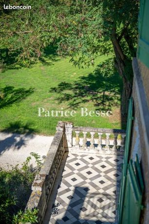 Maison 14 pièces 496 m² — 3