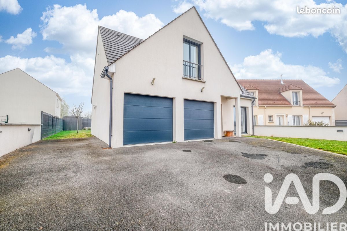 Maison 5 pièces 135 m² · à Fontenay-Trésigny · 135 m² · 419 000 €