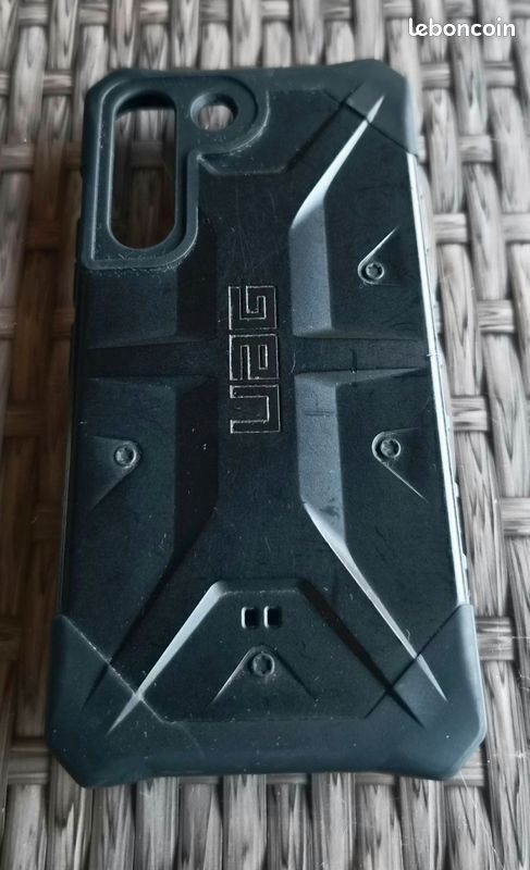 Coque UAG Samssung S22 (image 1)