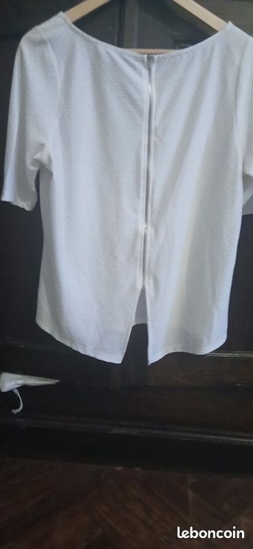 Tee-shirt blanc avec inscription taille L marque MSMode (image 2)