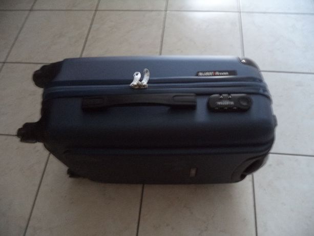 Achetez vd grande valise xxl occasion, annonce vente à Sainte-Cérotte (72)  WB171290272