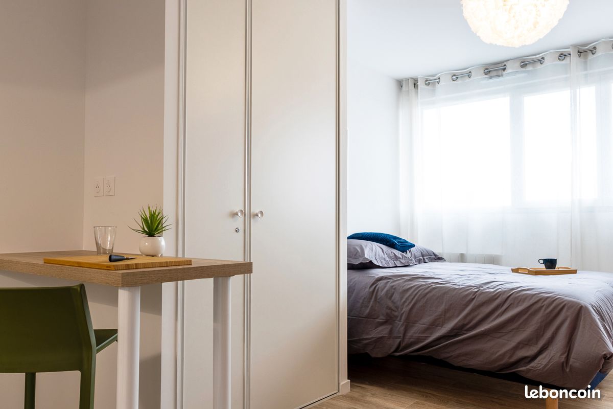 Appartement 1 pièce 20 m² · à Bron · 20 m² · 823 €