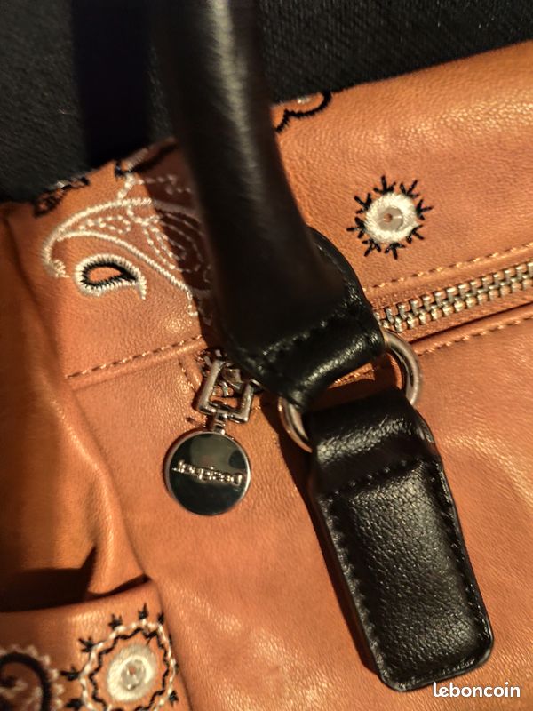 Sac à main Desigual Accessoires Bagagerie