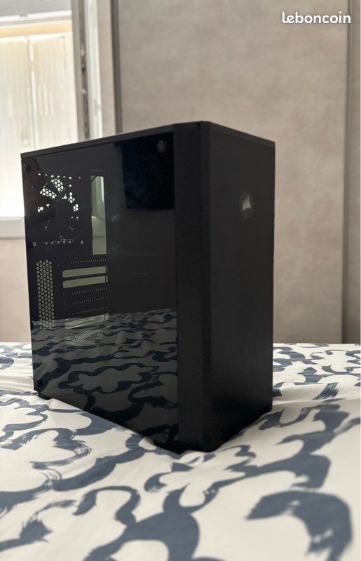 Boitiers de PC - Corsair Carbide 175r RGB + 3 ventilo simple et 1 RGB (image 1)