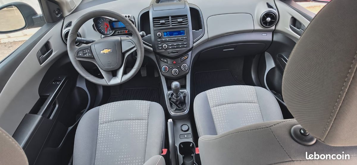 CHEVROLET AVEO 1.2 i 16V 70 CH 115 000 KM 1ER MAIN (image 5)
