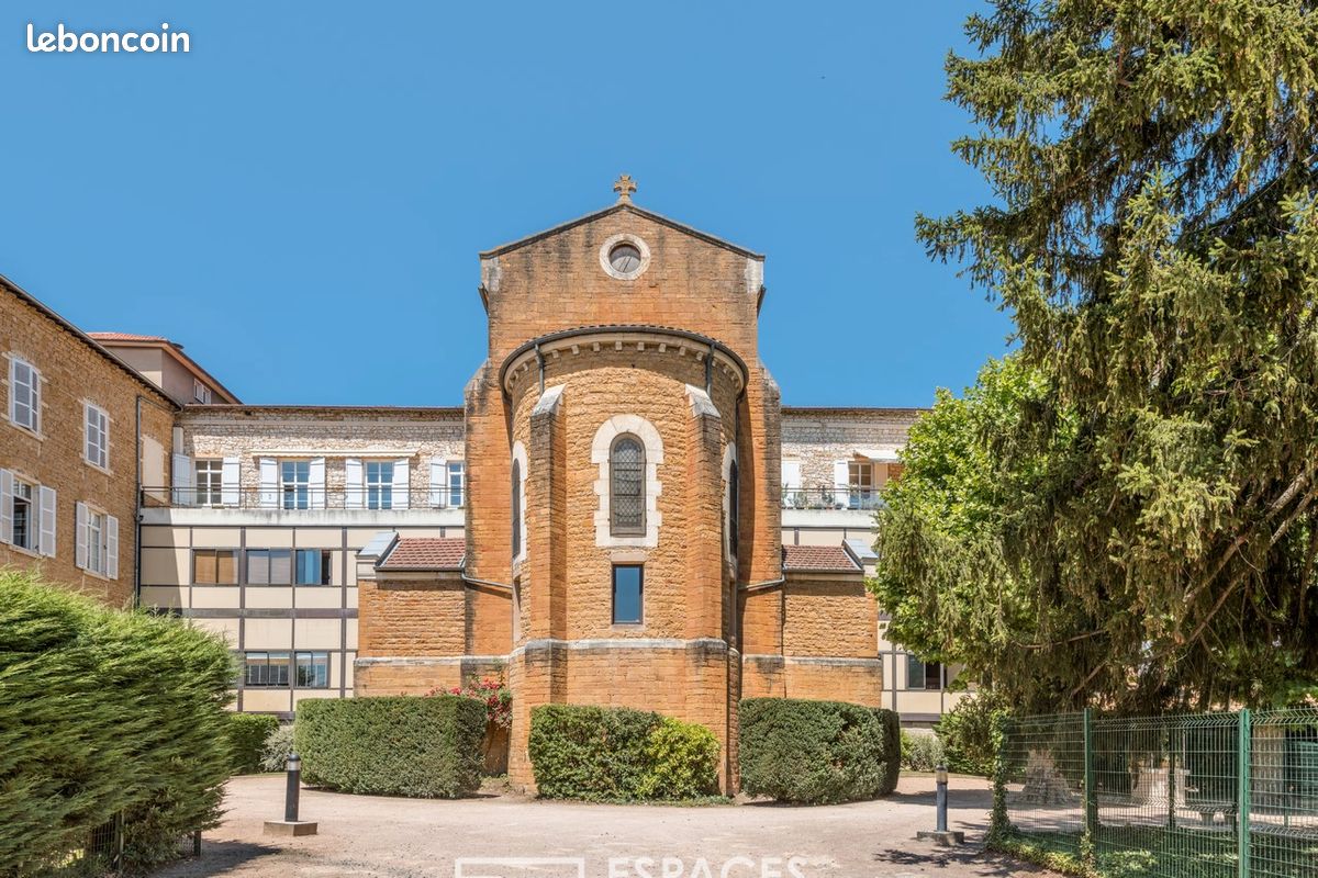 Appartement 4 pièces 168 m² · à Villefranche-sur-Saône · 168 m² · 420 000 €