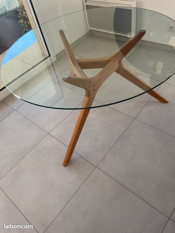 Table ronde en verre (image 3)
