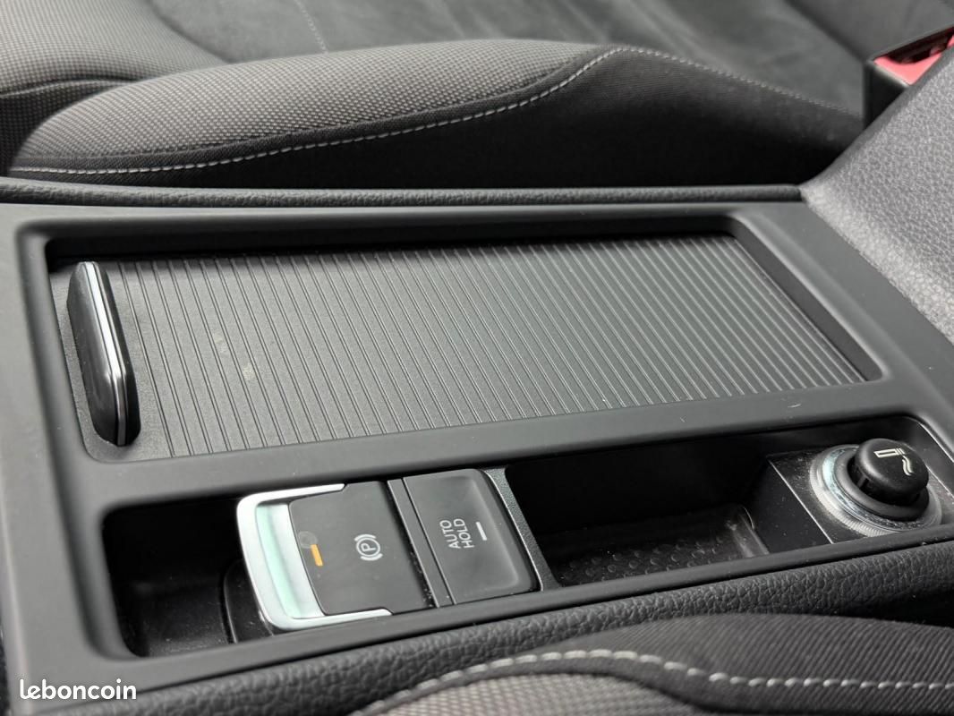 Volkswagen Golf 1.5 TSI R-Line Highline | 150 ch BVM Sièges chauffants Phares LED Apple CarPlay/A... (image 27)