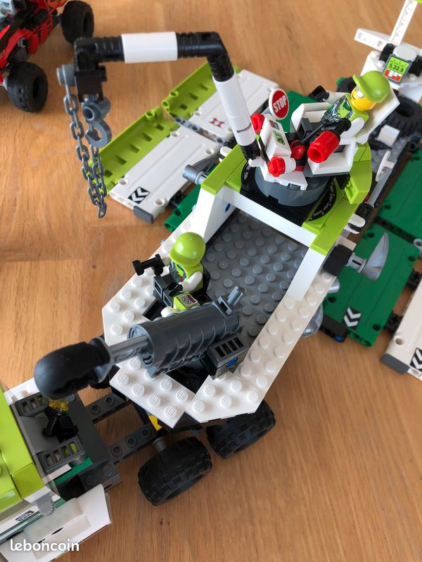 Lego World racers 8864 complet-TBE (image 6)
