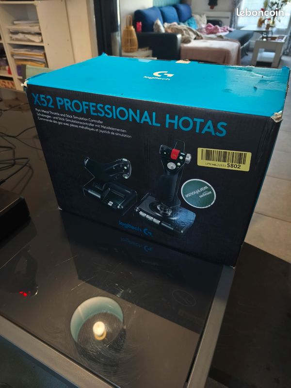 Joystick X52 Pro (image 2)