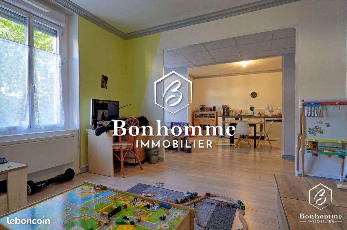 Appartement 5 pièces 111 m² · à Langoiran · 111 m² · 795 €/mois