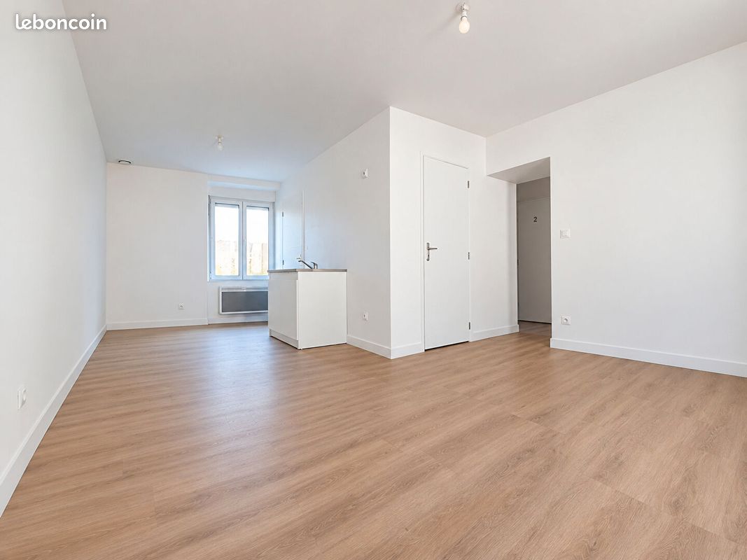 Appartement 2 pièces 38 m² · à Connerré · 38 m² · 410 €/mois