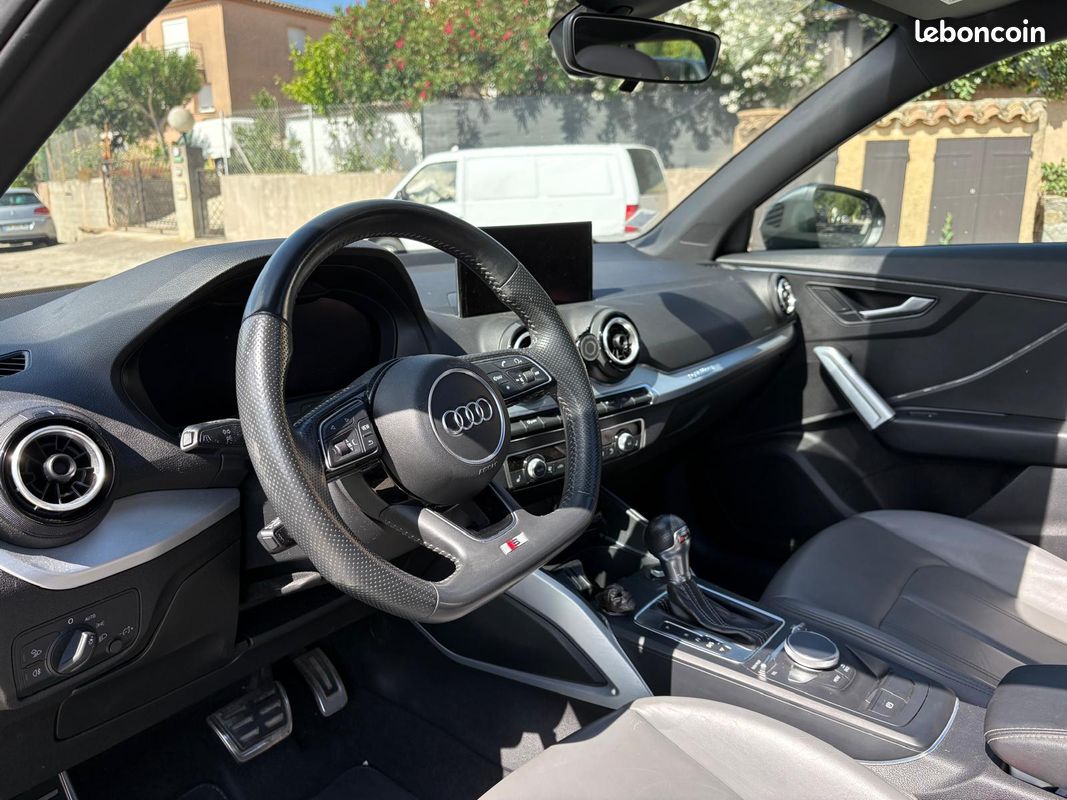 AUDI Q2 2.0 40 TFSI 190 S LINE QUATTRO S-TRONIC 7 - CAMERA - TO - GPS - KEYLESS - ACC - HAYON ELECTRIQUe (image 30)