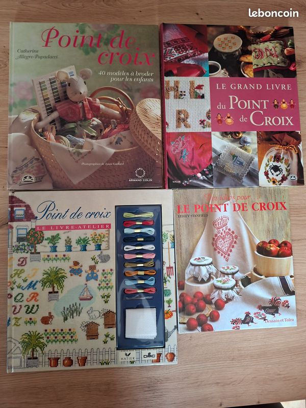 Lot de livre sur le point de croix (image 1)