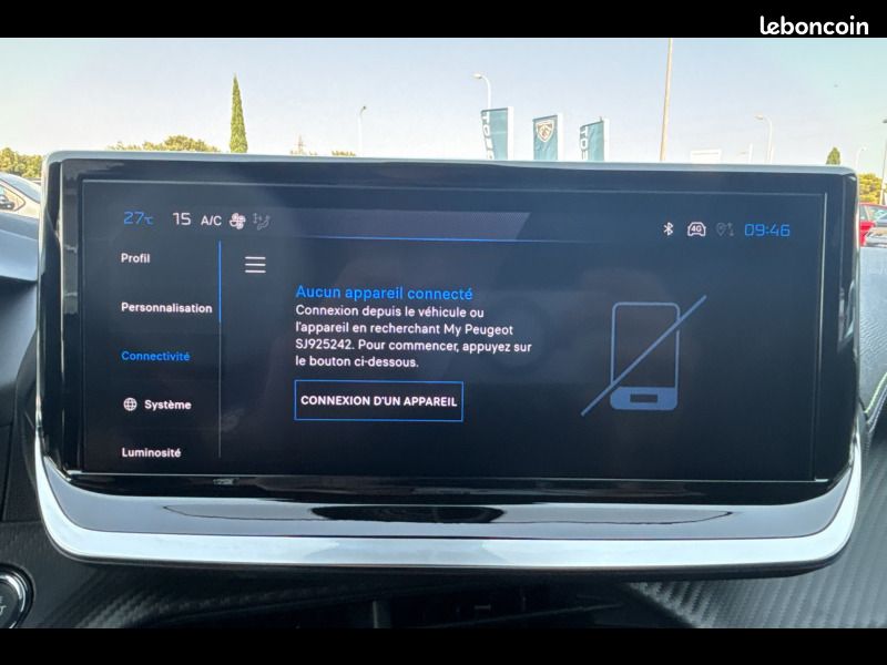 Peugeot 2008 Hybrid 145 e-DCS6 GT (image 27)