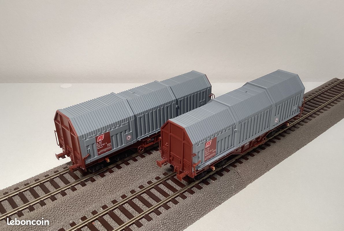 ROCO ( 44019 ) COUPLAGE 2 WAGONS A PAROIES