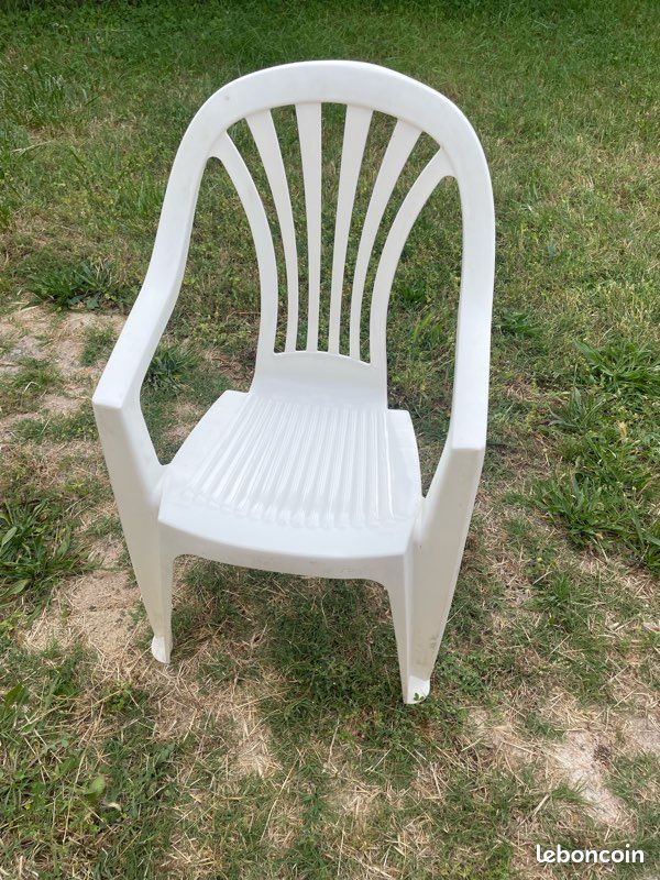 Location de chaises – événement (image 1)
