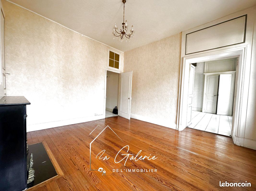 Appartement 6 pièces 122 m² · à Grenoble · 122 m² · 249 000 €