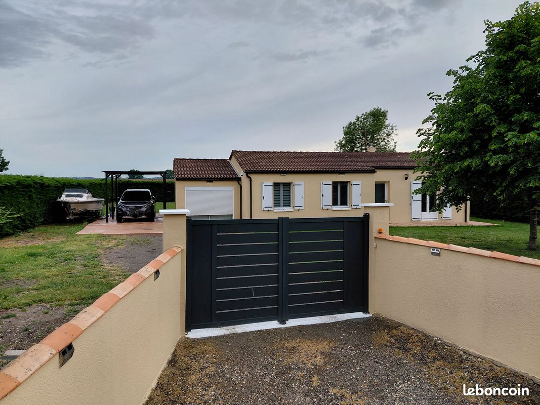 Maison 6 pièces 98 m² · à Saint-Martial-de-Mirambeau · 98 m² · 255 000 €