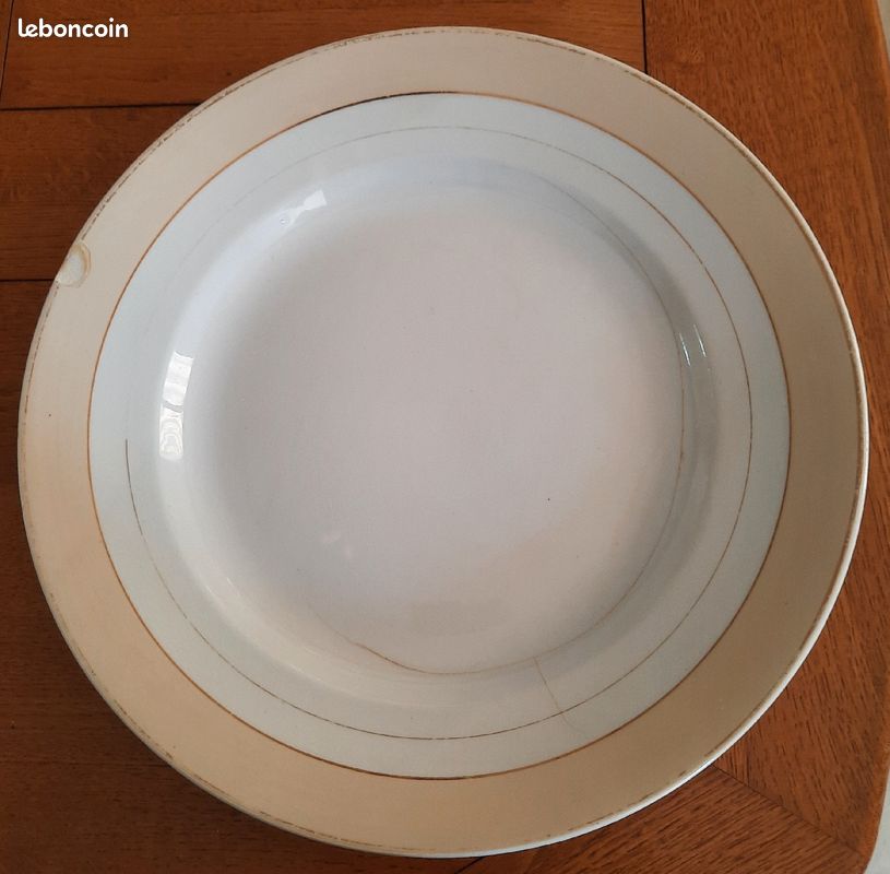 Plat rond (image 1)