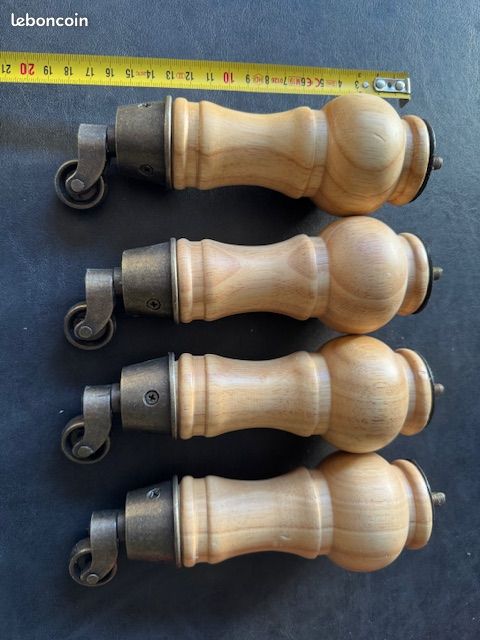 Lot de 4 Pieds à roulettes Hauteur 18,5 cm à visser filetage M6 (image 1)