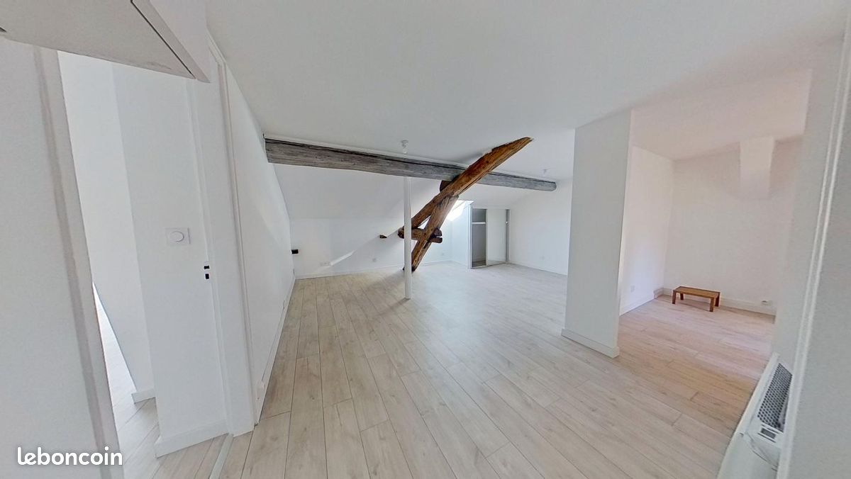 Appartement 2 pièces 56 m² · à Lyon · 56 m² · 835 €