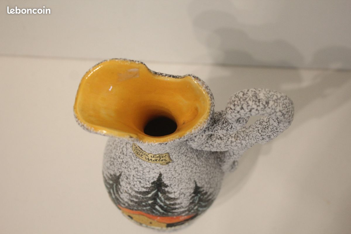 Vase vallauris signe Tess - Décoration
