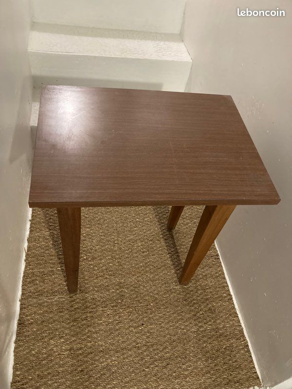 Table vintage (image 1)