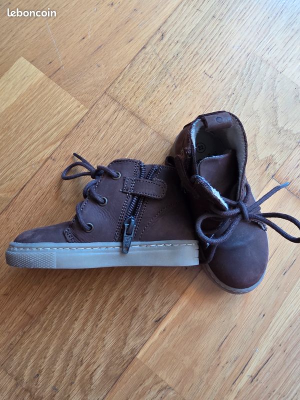 Chaussure Obaidi taille 22 (image 1)