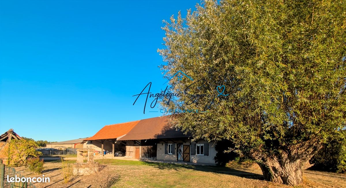 Maison 6 pièces 156 m² · à Saint-Bonnet-en-Bresse · 156 m² · 237 000 €
