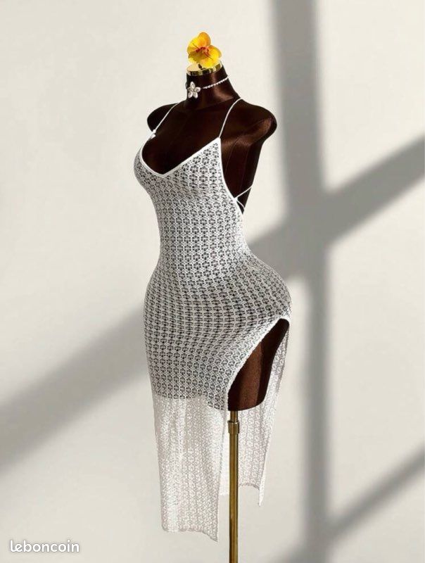 Robe de plage à vendre (image 1)