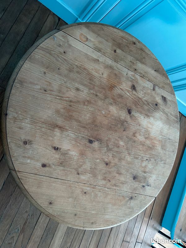Table basse ronde en bois (marque Interior) 100 cm de diamètre et 47,5 cm de hauteur (image 2)