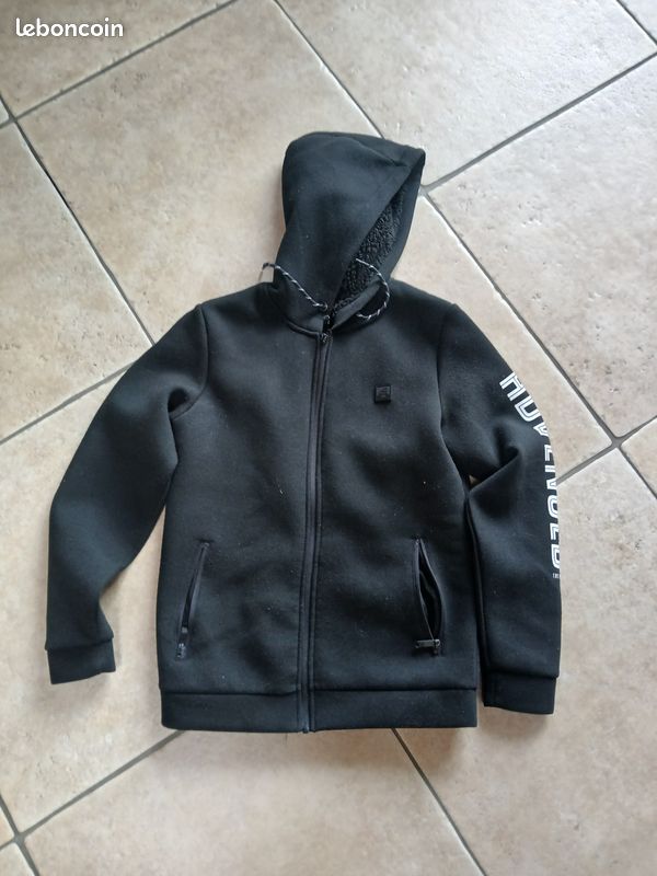 Veste noire fourrée garçon taille XS (11 ans) (image 1)